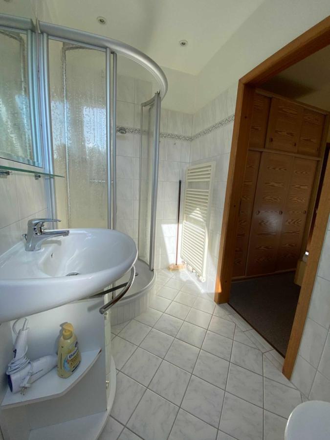 App 2 Hotell List Exteriör bild