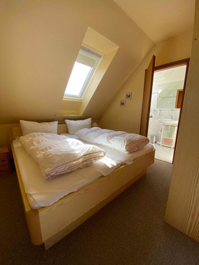 App 2 Hotell List Exteriör bild